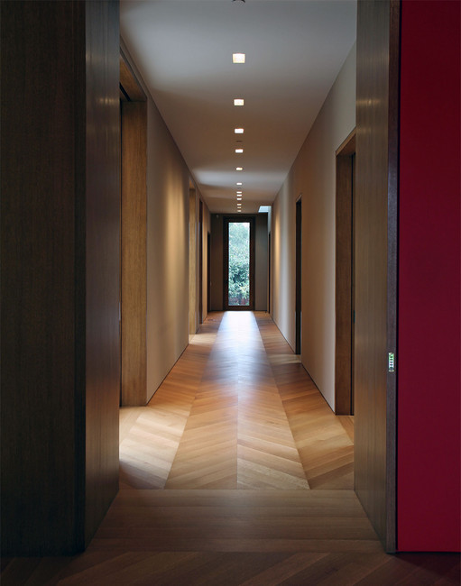 Media Name: 196-137_oak_chev_wood_1.jpg